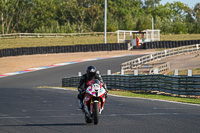 enduro-digital-images;event-digital-images;eventdigitalimages;mallory-park;mallory-park-photographs;mallory-park-trackday;mallory-park-trackday-photographs;no-limits-trackdays;peter-wileman-photography;racing-digital-images;trackday-digital-images;trackday-photos